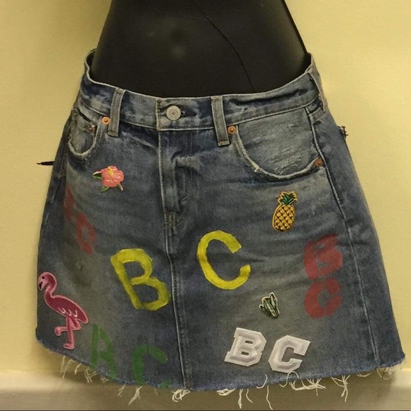 Denim mini skirt - Picture 1 of 3